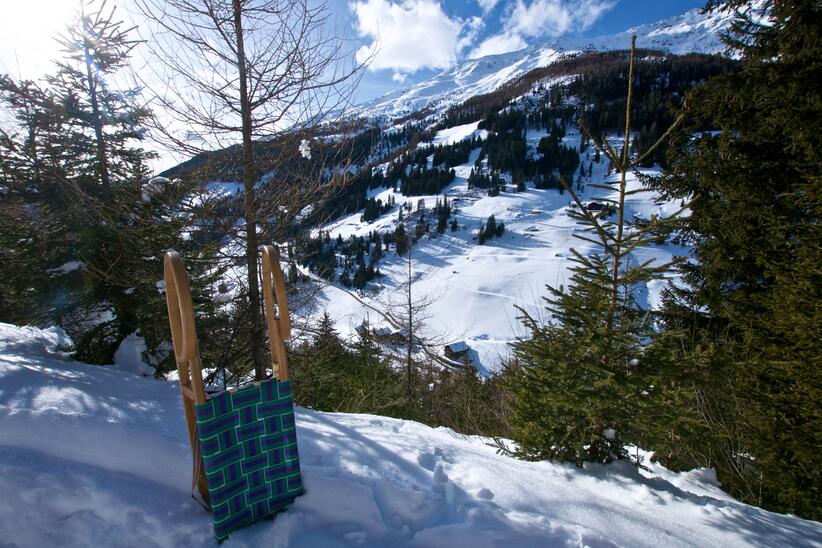 Rodeln Tilliachalmweg, Außervillgraten | © TVB Osttirol / Weitlaner Jakob