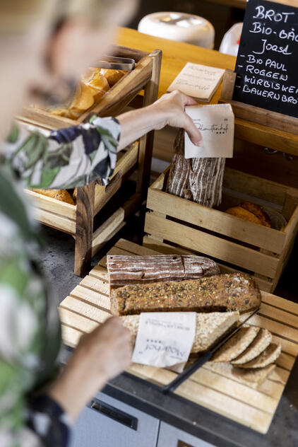 Frühstücksbuffet mit Brot vom Biobäcker © Martin Lugger
