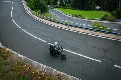 Motorcycle in East Tyrol | © TVB Osttirol / Ulli Biggemann - moppetfoto.de