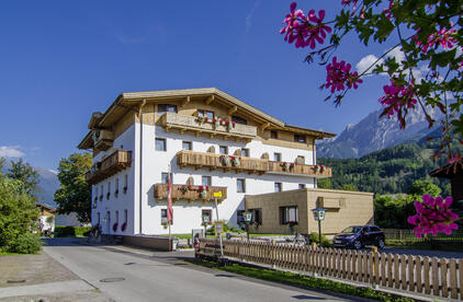 Der Dolomitenhof im Sommer