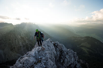Alpines Klettern, Alpenrautekamin, Lienzer Dolomiten, Mehrseillänge | © TVB Osttirol / Sam Strauss Fotografie